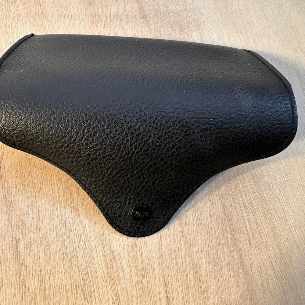 Ray-Ban Sunglasses Case Unisex OS Black Pebbled Snap Closure Case -148